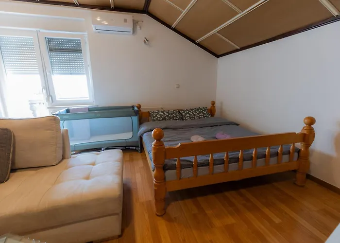 Kozarje بيت ضيافة ليوبليانا