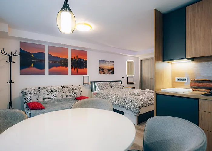 Kozarje بيت ضيافة *